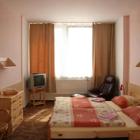 Zlaty Kriz 3*